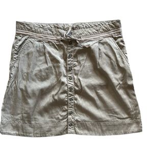 Lucy, khaki skirt, size medium